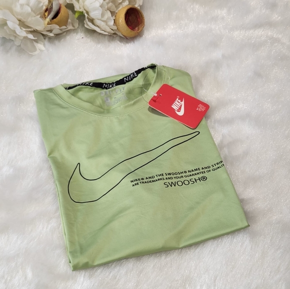 Nike Tops - Womens Tees